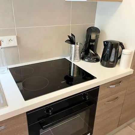 Rm-0 - F2 Au Rdc A Pour 1-2 Pers * Mulhouse
